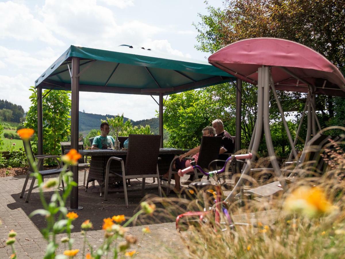 Bauernhofpension Wiebelhaus-Mester Ленещат Екстериор снимка